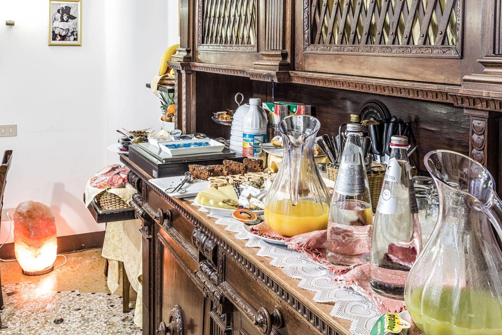 Locanda Bareteri Wenecja Zewnętrze zdjęcie